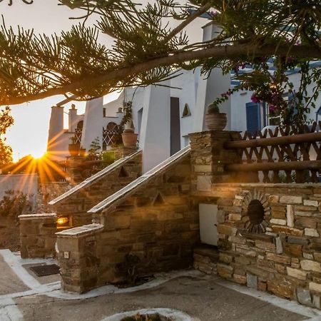 Apartmán Θἔρως Tínos Exteriér fotografie