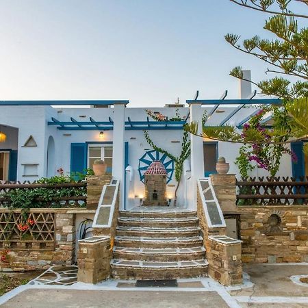 Apartmán Θἔρως Tínos Exteriér fotografie