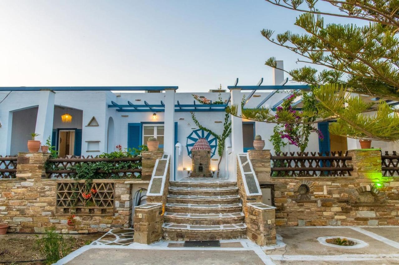 Apartmán Θἔρως Tínos Exteriér fotografie